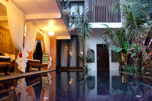 Cambana d'Angkor Suites