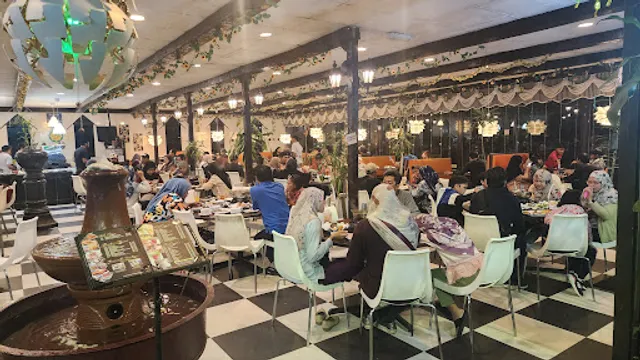 Glory 78 Steamboat Snack Corner(bamboo biryani)