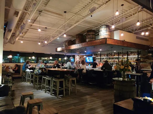 Moonshine Comfort & Cocktails