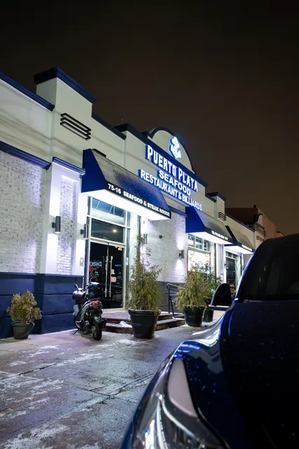 Puerto Plata Seafood & billiards