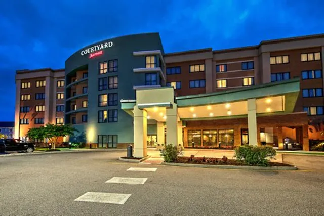 Courtyard by Marriott Newport News Airport