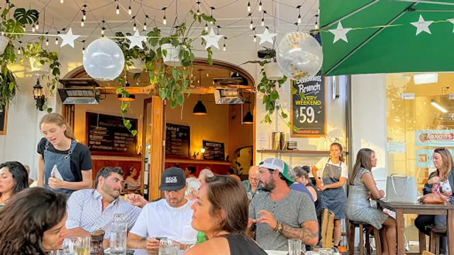 Safran Restaurant Cafe