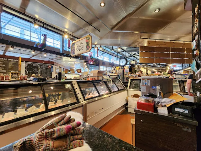 Foltz Family Market & Commission Row Produce