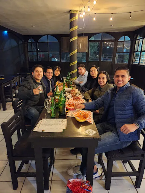 La Banqueta Pub Snack Bar