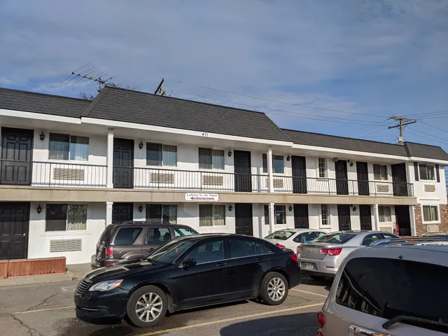 Lodging by the Month