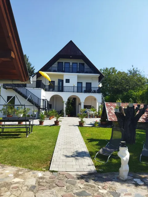 Sipos Vendég és Apartmanház