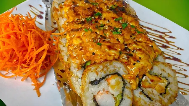 LOS PLEBES SEAFOOD & GRILL