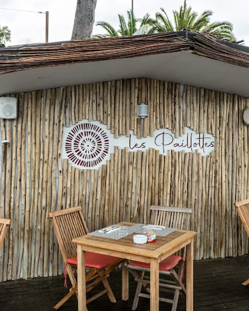 Les Paillotes