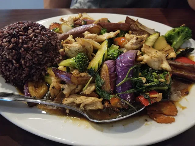 Drunken Noodle Midtown