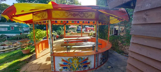 Timber Batts @ The Compasses