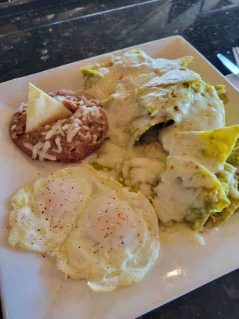 Horizon Bar and Grill