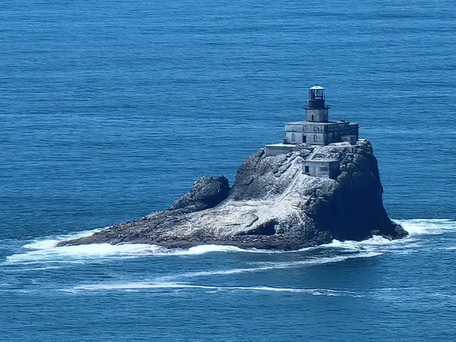 Tillamook Rock Lighthouse Viewpoints