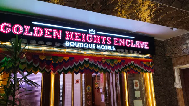 OYO 8184 Golden Heights Enclave