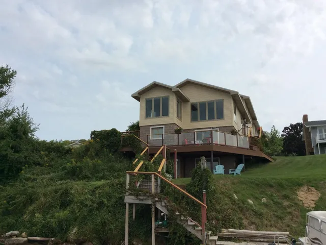 Pictured Rocks Bed and Breakfast