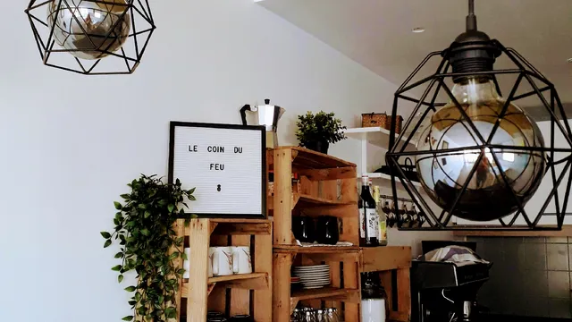 Café associatif "Au coin du FEU ☕ / Foyer Evangélique Universitaire 🔥