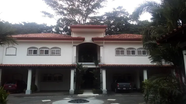Condominios La Reserve