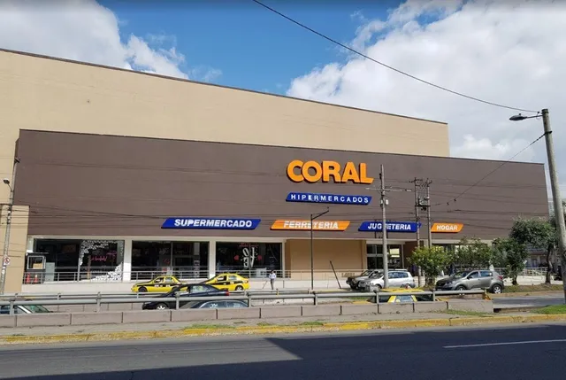 Coral Hipermercados - La Y