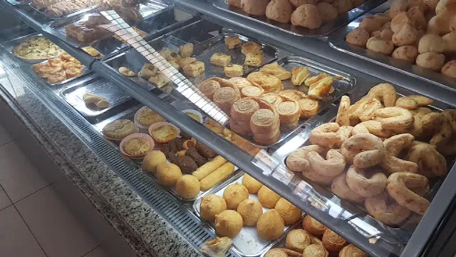 Padaria e confeitaria super pão