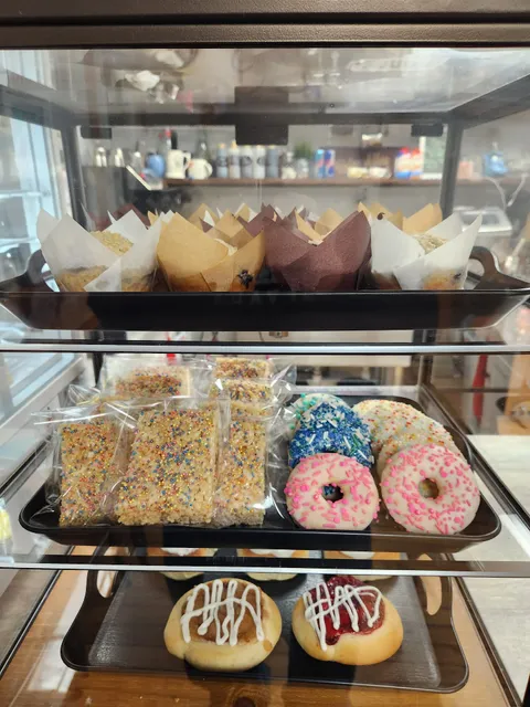 Local Cup & Cake / Local Cup on the Go