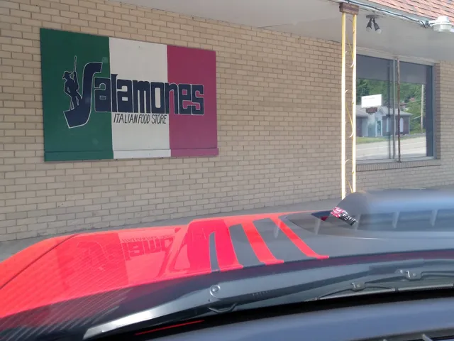 Salamones Italian Foods Store