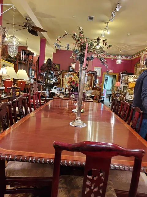 Ole Man River Antiques