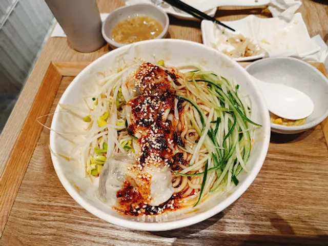 阿潘家幸福蔬食 一中店｜Apekhā vegetarian【北區一中網友推薦蔬食】蔬食餐廳｜必吃素食料理｜特色素食｜美味蔬食