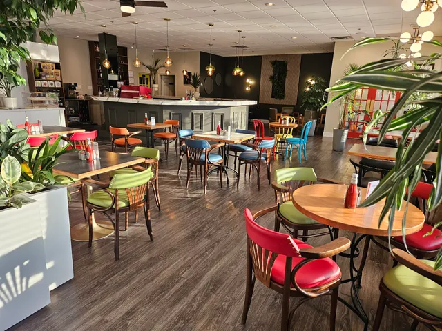 Ravine Cafe - Breakfast and Lunch