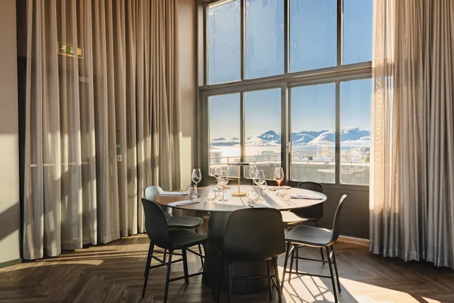 De Tre Nonner Sky Bar & Restaurant