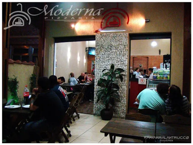 Moderna Pizzaria