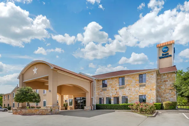 Best Western Mineola Inn