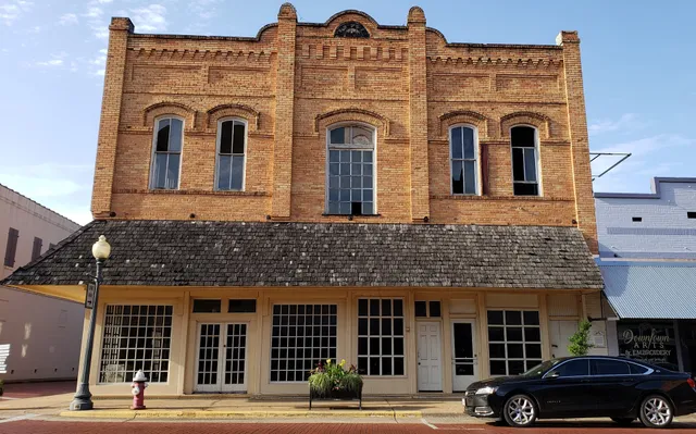 Cole Art Center @ The Old Opera House