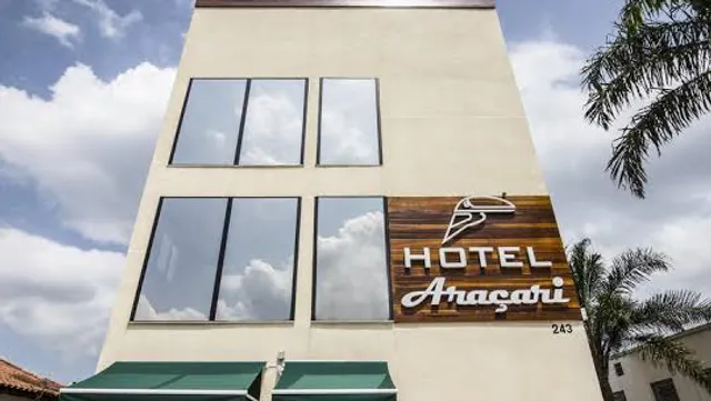Hotel Araçari