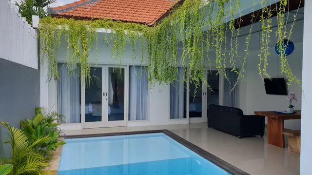Villa Sapphire Seminyak Bali