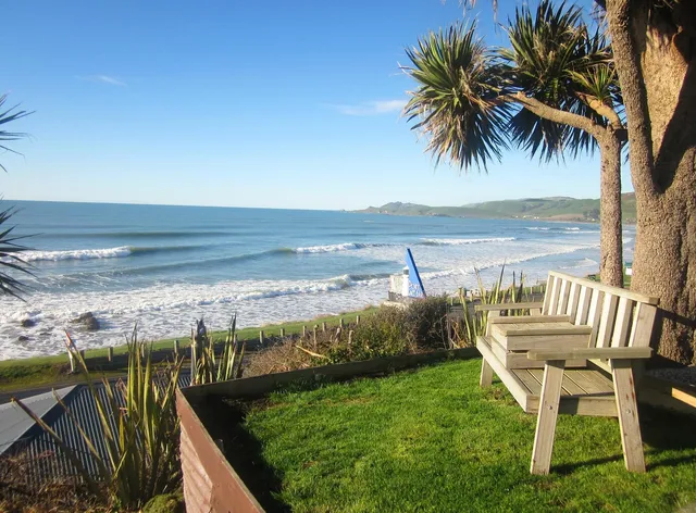 Mike & Jenny's Kaka Point Accomodation