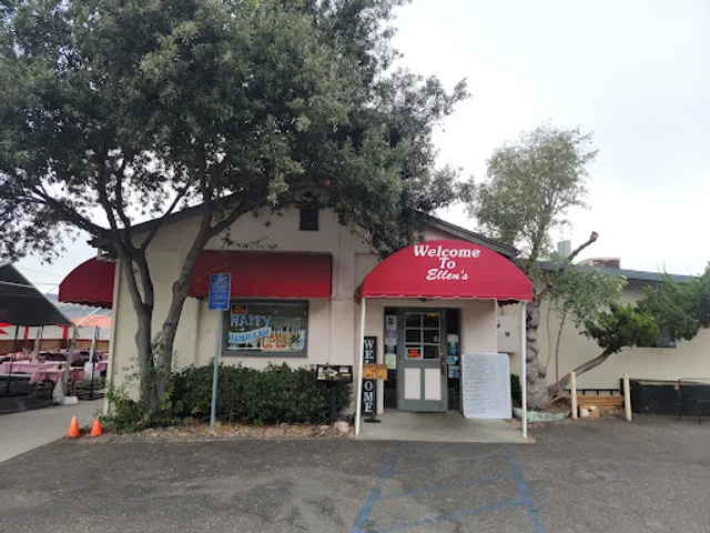 Ellen's Danish Pancake House