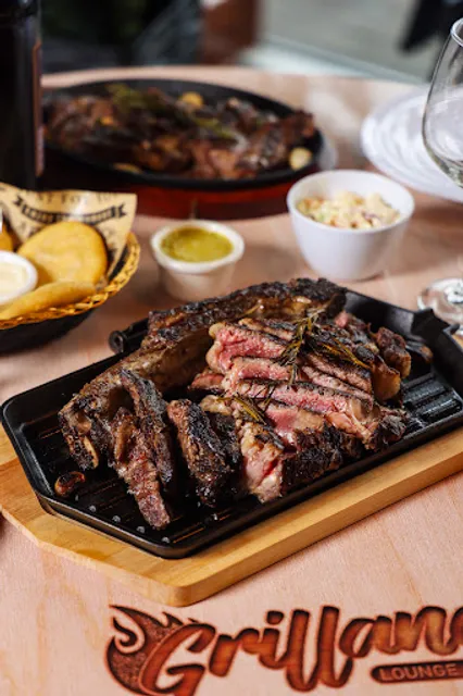 Grilland Lounge & Bar