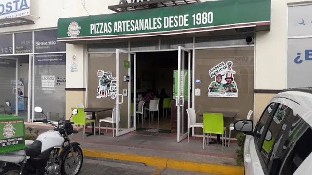 Pizzas Las Cuadradas, Suc. Coecillo-Torres Landa