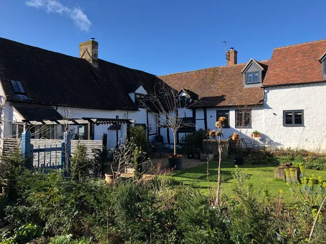 The Dairy and April Cottage, Eckington