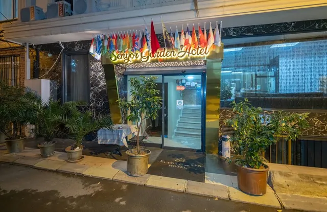 Senyor garden Hotel