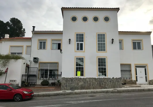 Hotel Restaurante Azabache