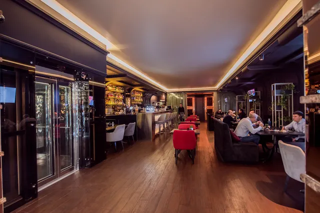 Entertainment Complex Avalon