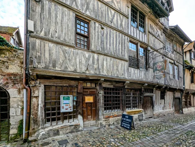 Musée du Vieux Honfleur - Ethnographie et Arts Populaires