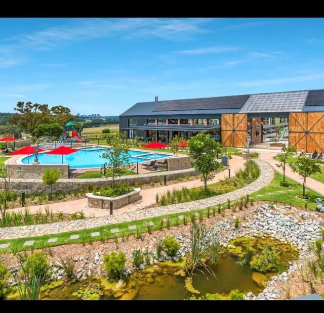 Outerspaces - 1 bedroom Luxurious Apartment in Sandton