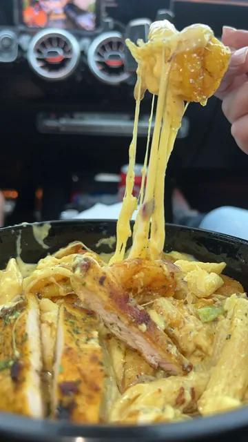 Yamie Pastabar Almere