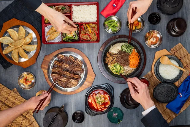 SGD DUBU SO GONG DONG TOFU & KOREAN BBQ Naperville (behind H-mart) 소공동 순두부 네이퍼빌 Fast served food.