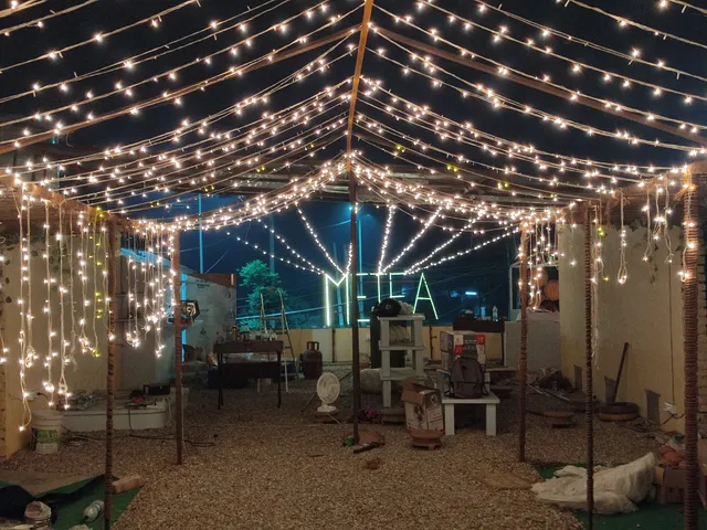 MeTea: A rooftop cafe