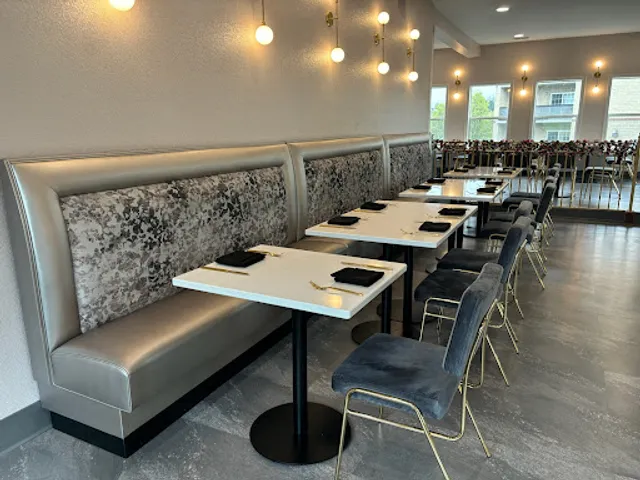 The Cupcakerie Café & Frosé