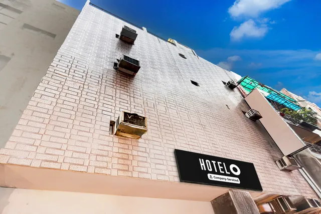 Hotel O Paharganj Chuna Mandi near Railway Station