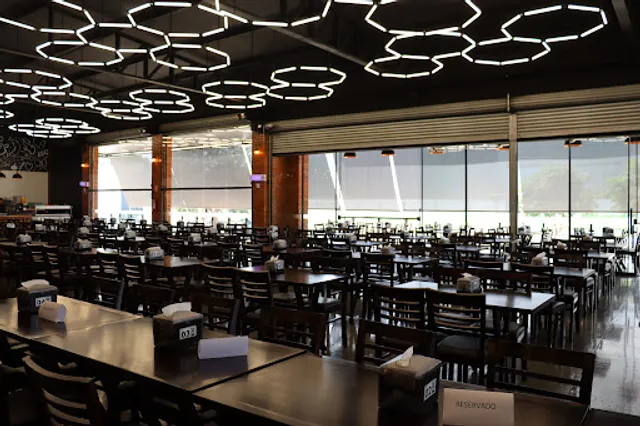 Galo Branco Restaurante Unidade GO-070