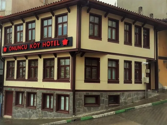Onuncu Köy Hotel